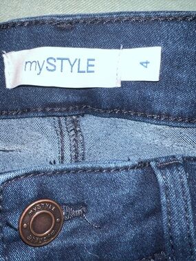 BNWOT  My Style jeans size 4